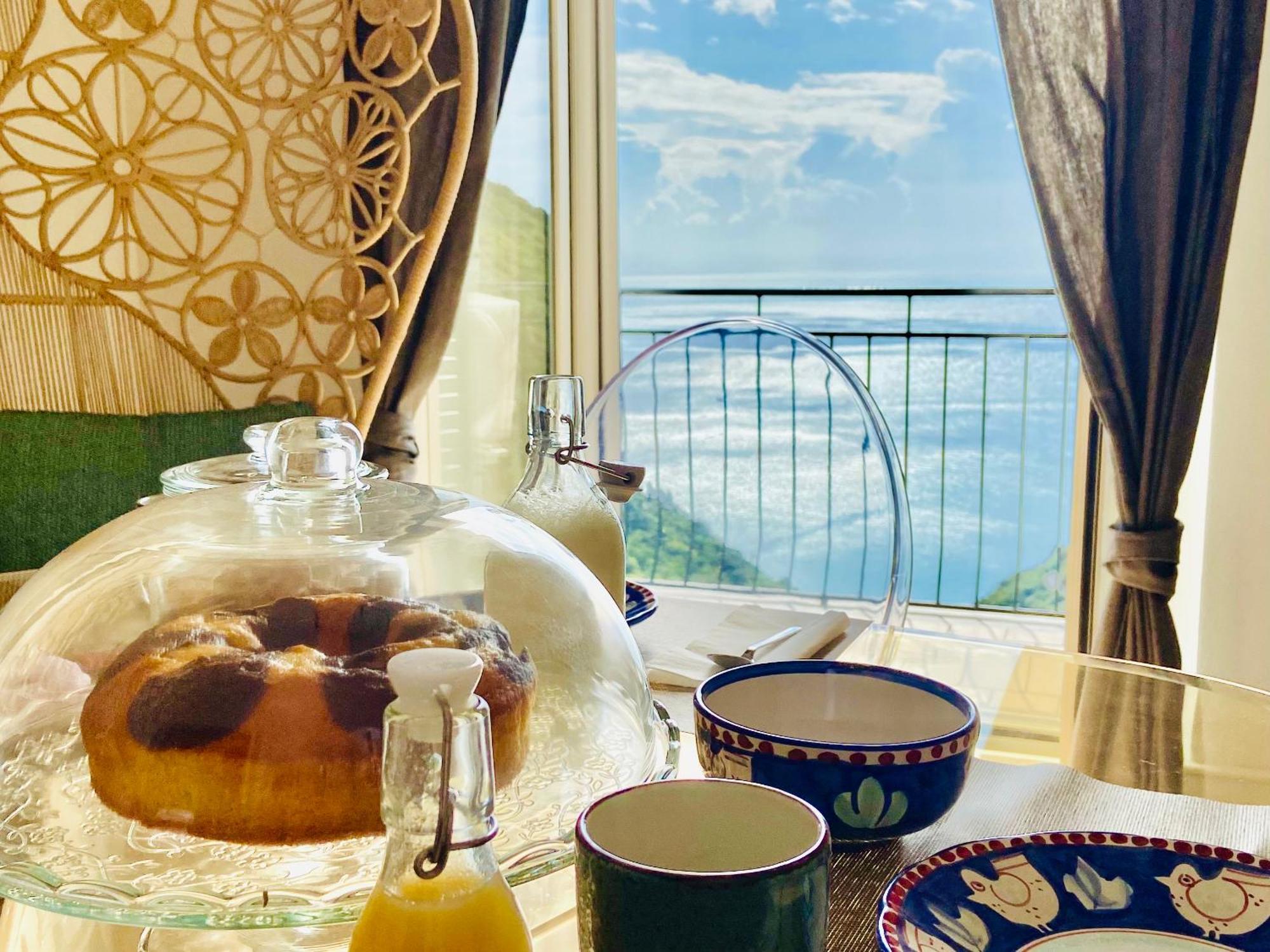 Апартаменты Borgo Virginia - Sea View In Amalfi Coast Виетри Экстерьер фото